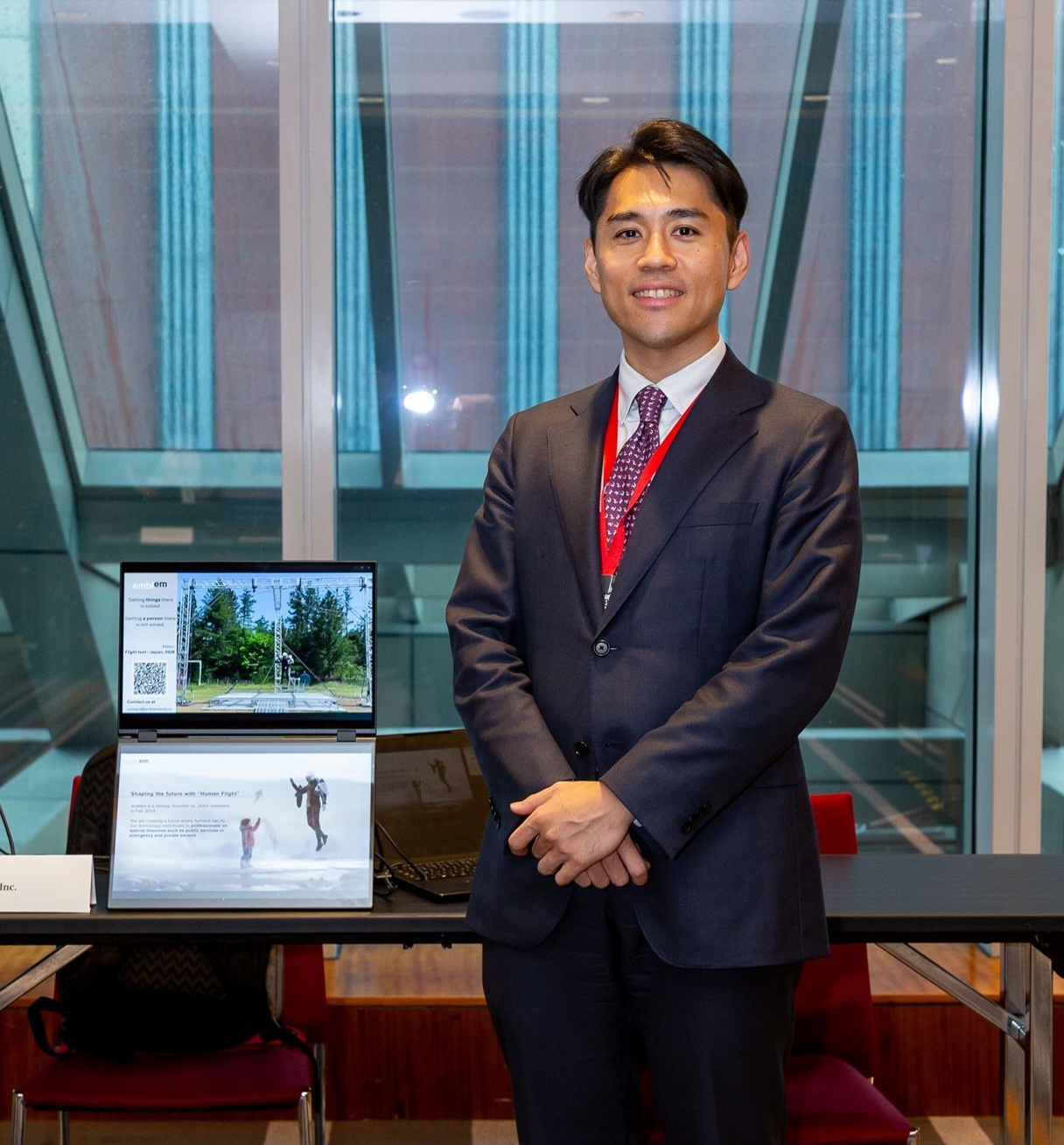 フォーラムのEXPOにおけるemblemの展示